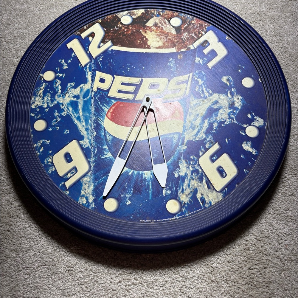 PEPSI Soda Advertising‎ Sign Clock Vintage